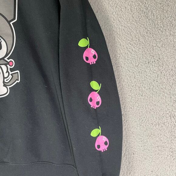 Kuromi‎ Sanrio Sweatshirt L Pink Skull Graphic Cozy Black Crewneck 2023 Bioworld - Picture 7 of 7